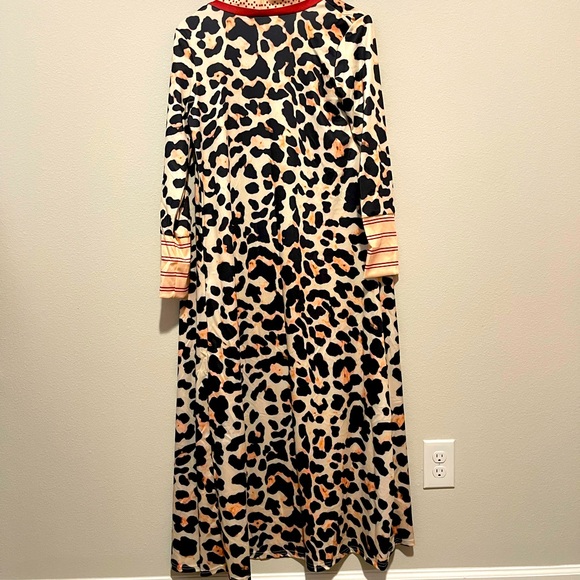 Other - Cheetah Print long sleeve cardigan